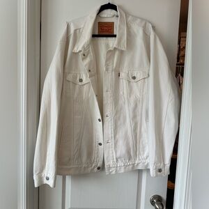Men’s Levi denim jacket